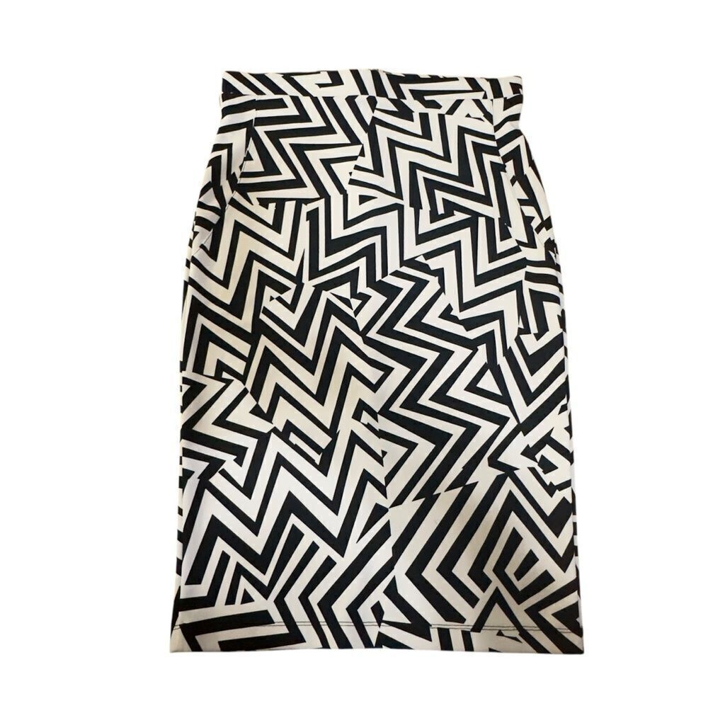 Black and White Geometric Skirt